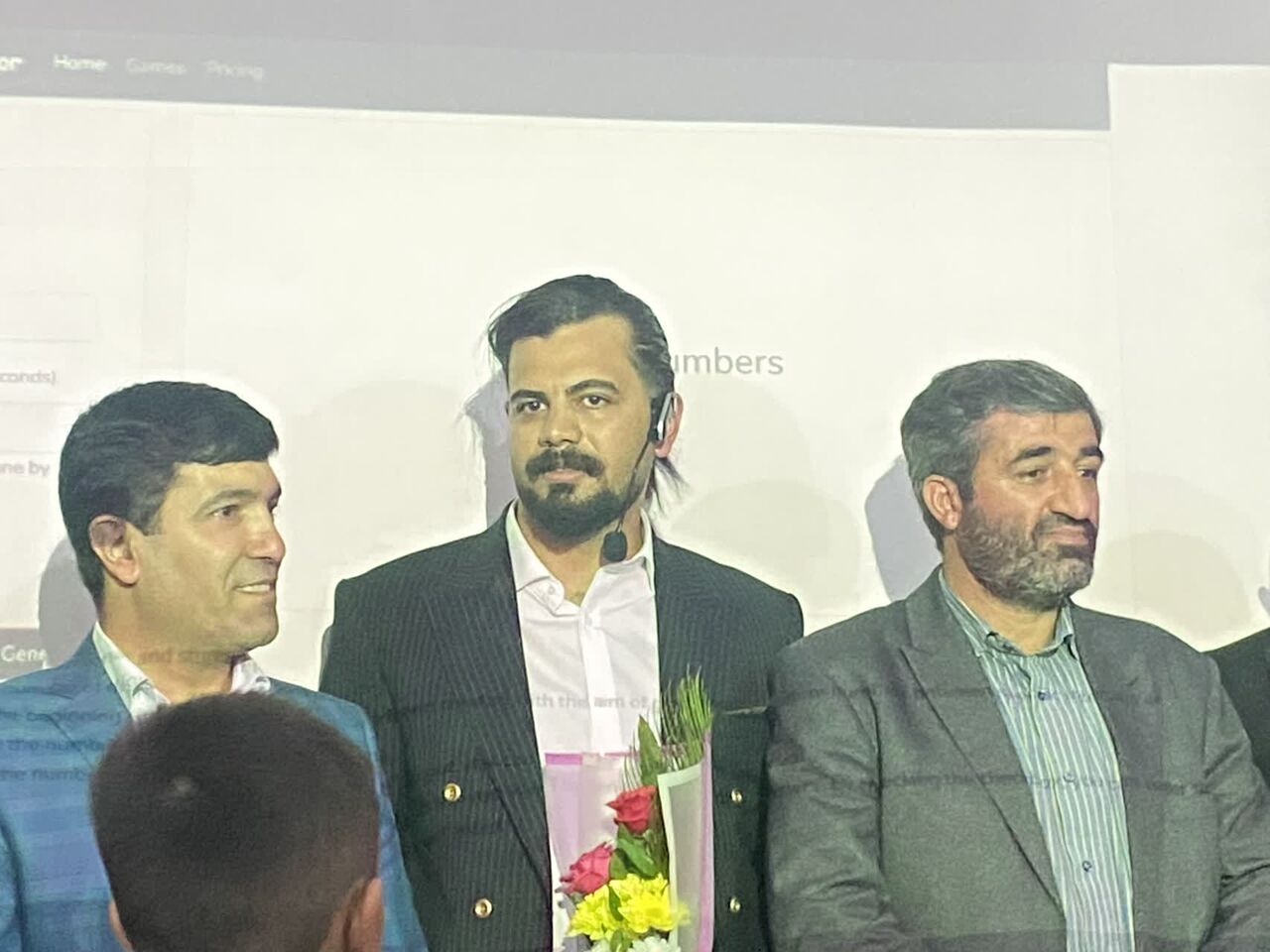 مرد حافظه جهان رکورد گینس «حفظ طولانی ترین عدد» را شکست+ فیلم مرد حافظه جهان رکورد گینس «حفظ طولانی ترین عدد» را شکست+ فیلم