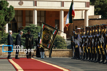 Seeing off Iran's president to New York