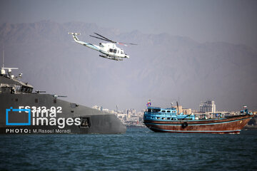 Iran's Navy parade in Bandar Abbas