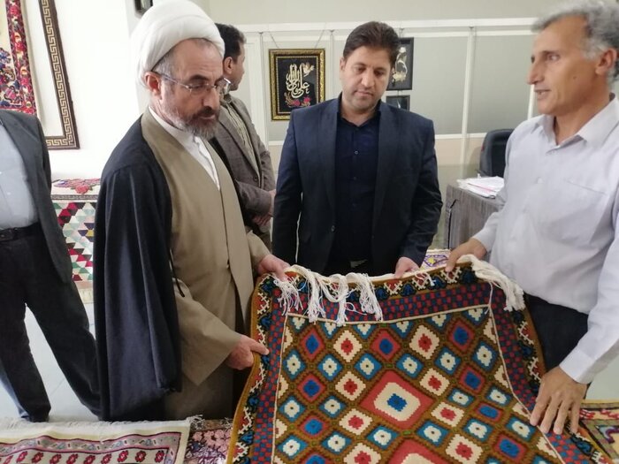 نقش پُررنگ بازارچههای دائمی در توسعه صنایع دستی ایلام