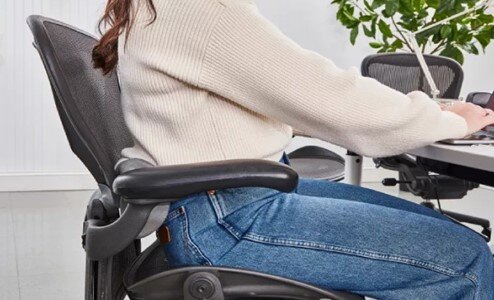 کمردرد امانتان را بریده؟ وقت تغییر سبک زندگی است!