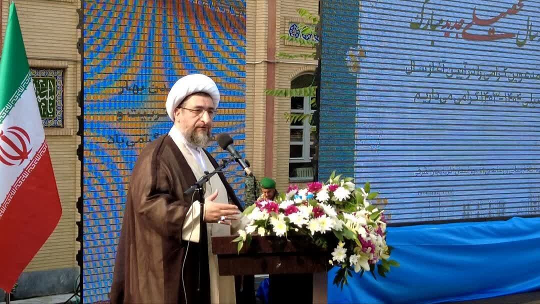 امام جمعه تبریز: دختران با تحصیل به مراتب بالای مدیریت خانه و خارج از خانه می رسند امام جمعه تبریز: دختران با تحصیل به مراتب بالای مدیریت خانه و خارج از خانه می رسند