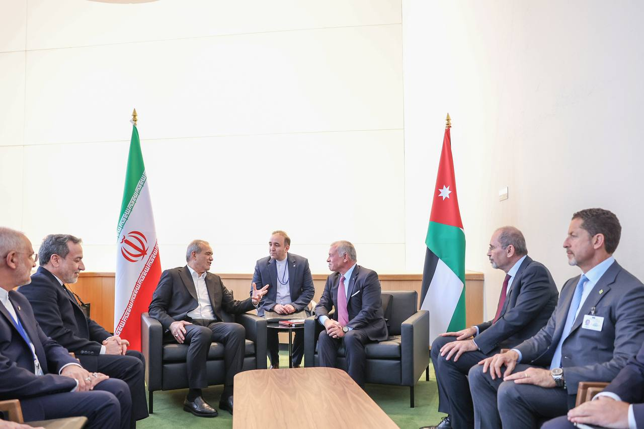 رئیس جمهور ایران و شاه اردن با هم دیدار کردند