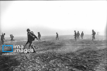 هشت سال دفاع مقدس: نماد ایستادگی و همبستگی ملی