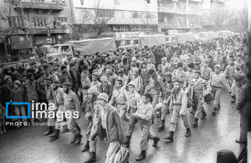 هشت سال دفاع مقدس: نماد ایستادگی و همبستگی ملی