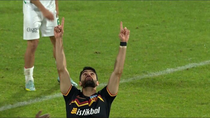 کریمی: میخواستم به استقلال برگردم اما پنجره بسته بود / در آستانه دربی، لطفاً خویشتنداری کنید 3