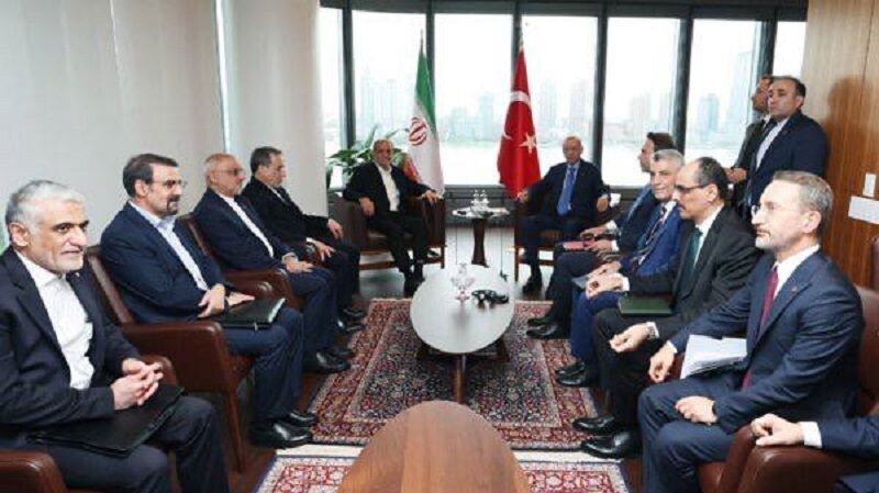 Iranian, Turkish presidents meet in New York