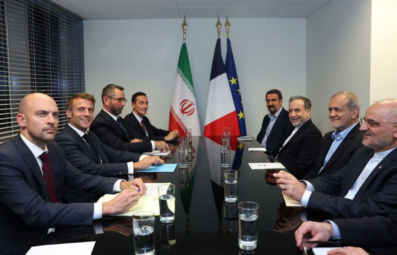 تیر حاشیهسازان صهیونیست علیه پزشکیان به سنگ خورد/ روز حمایت رئیسجمهور از غزه و لبنان