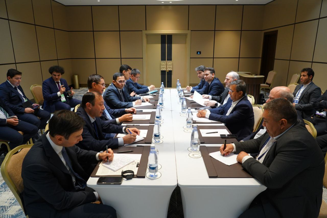 دیدار و گفتگوی وزیر اقتصاد ایران با وزرای اقتصاد ازبکستان و قطر