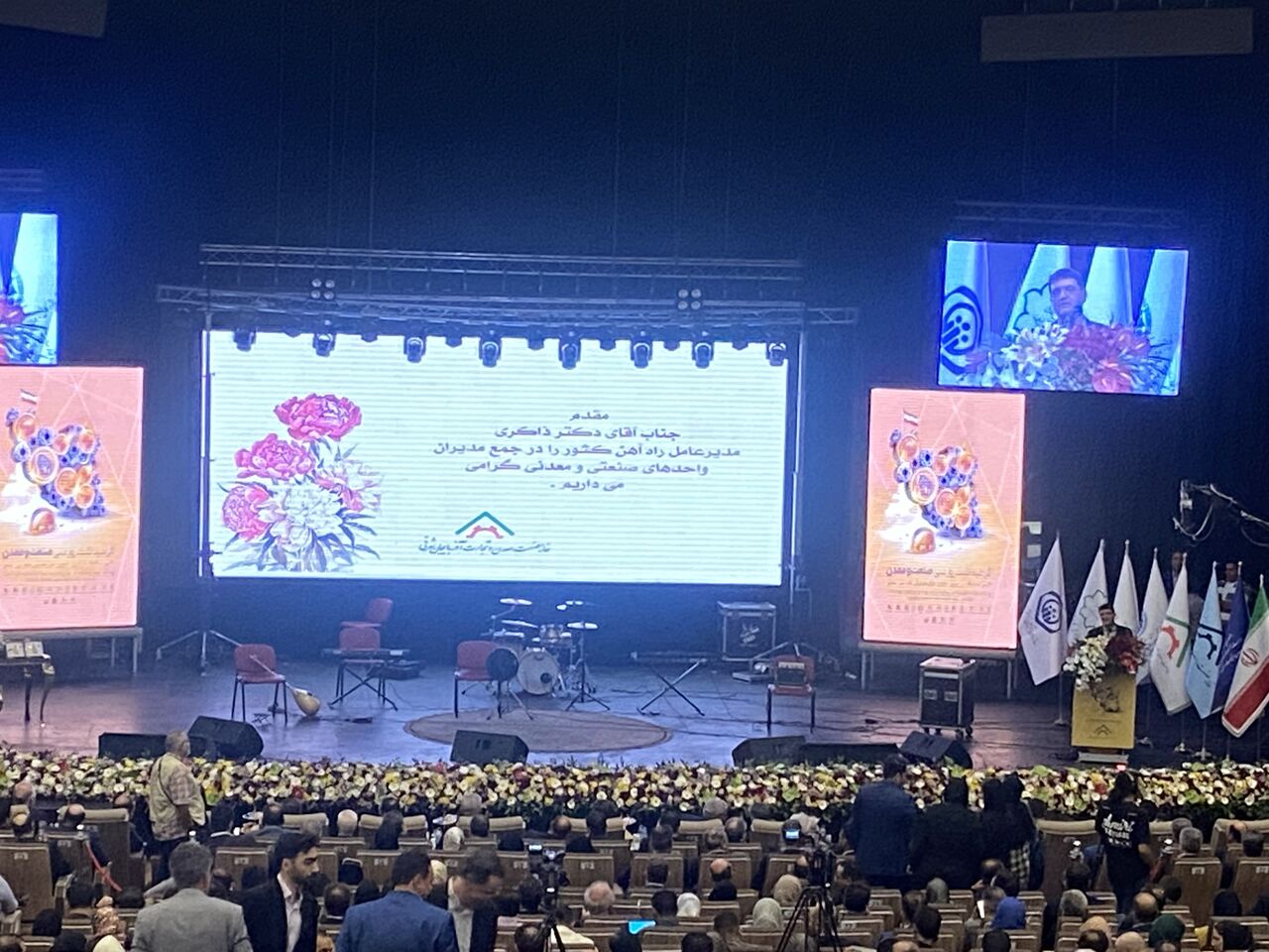 قائم مقام صمت: راه حل مشکل فعالان اقتصادی ایجاد هستههای همکاری و همفکری است قائم مقام صمت: راه حل مشکل فعالان اقتصادی ایجاد هستههای همکاری و همفکری است