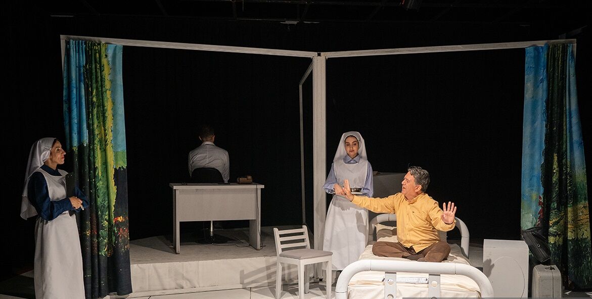 افول تئاتر تبریز به عنوان خاستگاه هنر نمایش ایران افول تئاتر تبریز به عنوان خاستگاه هنر نمایش ایران