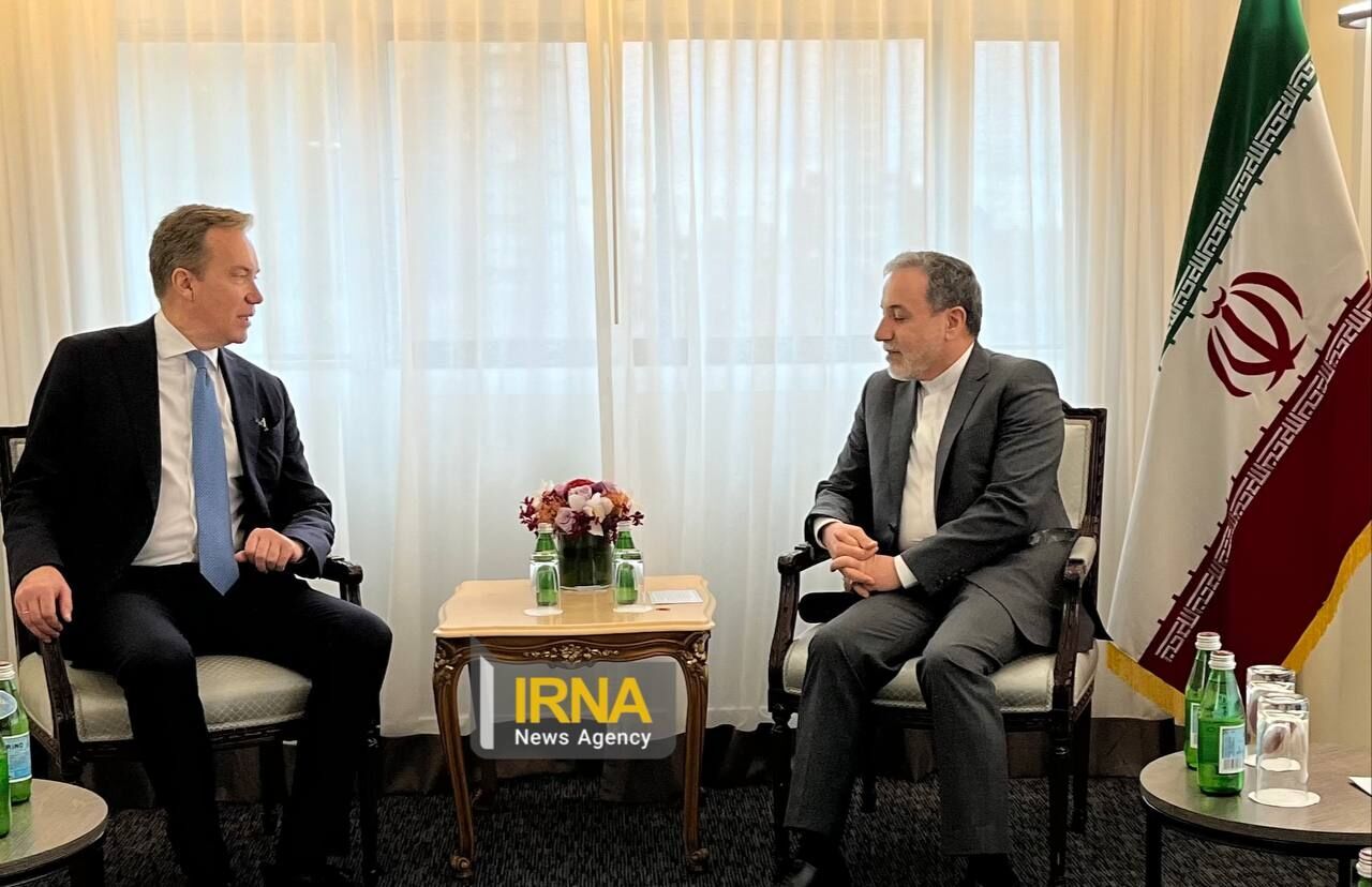 Iran FM, World Economic Forum president meet in New York Iran FM, World Economic Forum president meet in New York