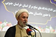 کاهش اطاله دادرسی از طریق دادگاه‌های صلح دنبال می‌شود