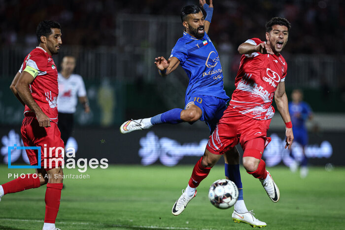 تلنگر به مدیران غیر «اصولی» در روز دلتنگی مرد پرتغالی برای تراکتوریها