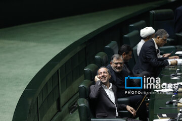 La sesión abierta del Parlamento iraní