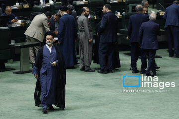 La sesión abierta del Parlamento iraní