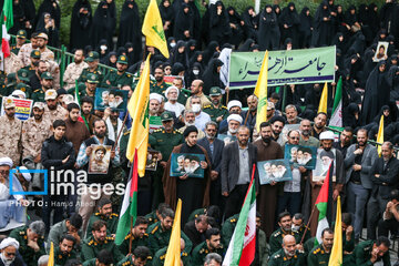 Seminaristas en Qom se reúnen para condenar los crímenes del régimen sionista