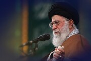 Supreme Leader: Resistance blows on worn-out Zionist regime will become more crushing