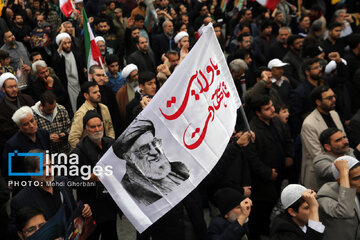 Demonstration in Mashhad to condemn Zionist regime's crimes