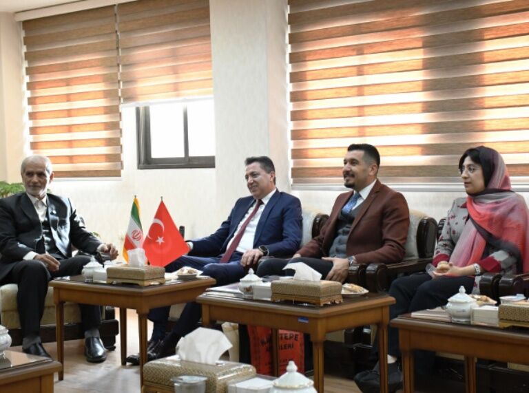 دانشگاههای تبریز و عثمانیه ترکیه تفاهمنامه همکاری امضا کردند دانشگاههای تبریز و عثمانیه ترکیه تفاهمنامه همکاری امضا کردند