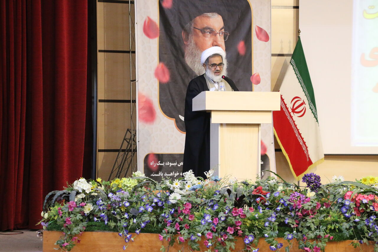 محور مقاومت قائم به فرد نیست محور مقاومت قائم به فرد نیست