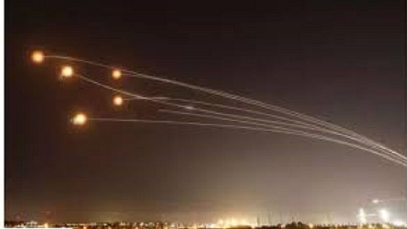 ایران تا زمان پیروزی کنار مردم مظلوم فلسطین می ماند ایران تا زمان پیروزی کنار مردم مظلوم فلسطین می ماند