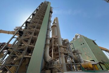 نخستین کارخانه سیمان با سوخت پسماند کشور در کرمانشاه آغاز بکار کرد + فیلم
