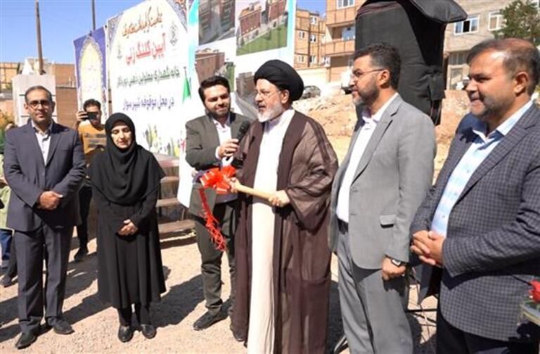 اختصاص زمین وقفی برای احداث خانه نگهداری توانجویان ذهنی در تبریز اختصاص زمین وقفی برای احداث خانه نگهداری توانجویان ذهنی در تبریز