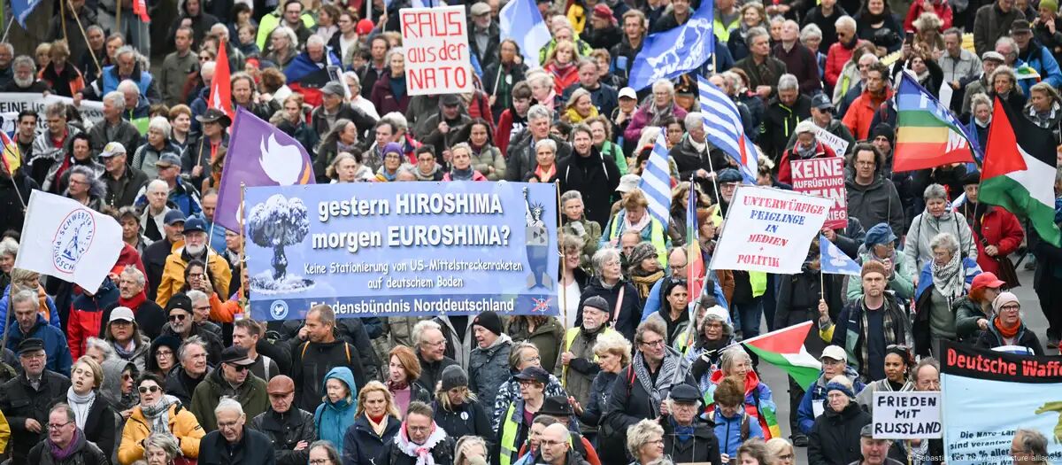 Tausende deutsche Demonstranten forderten, keine Waffen mehr nach Israel zu schicken