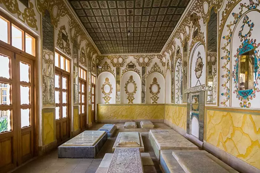 گشتی در تخت فولاد، قدیمیترین قبرستان ایران در اصفهان