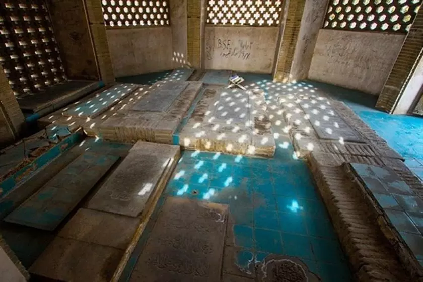 گشتی در تخت فولاد، قدیمیترین قبرستان ایران در اصفهان