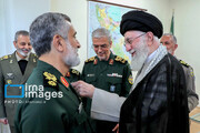 Leader honors IRGC commander with Order of Fat'h