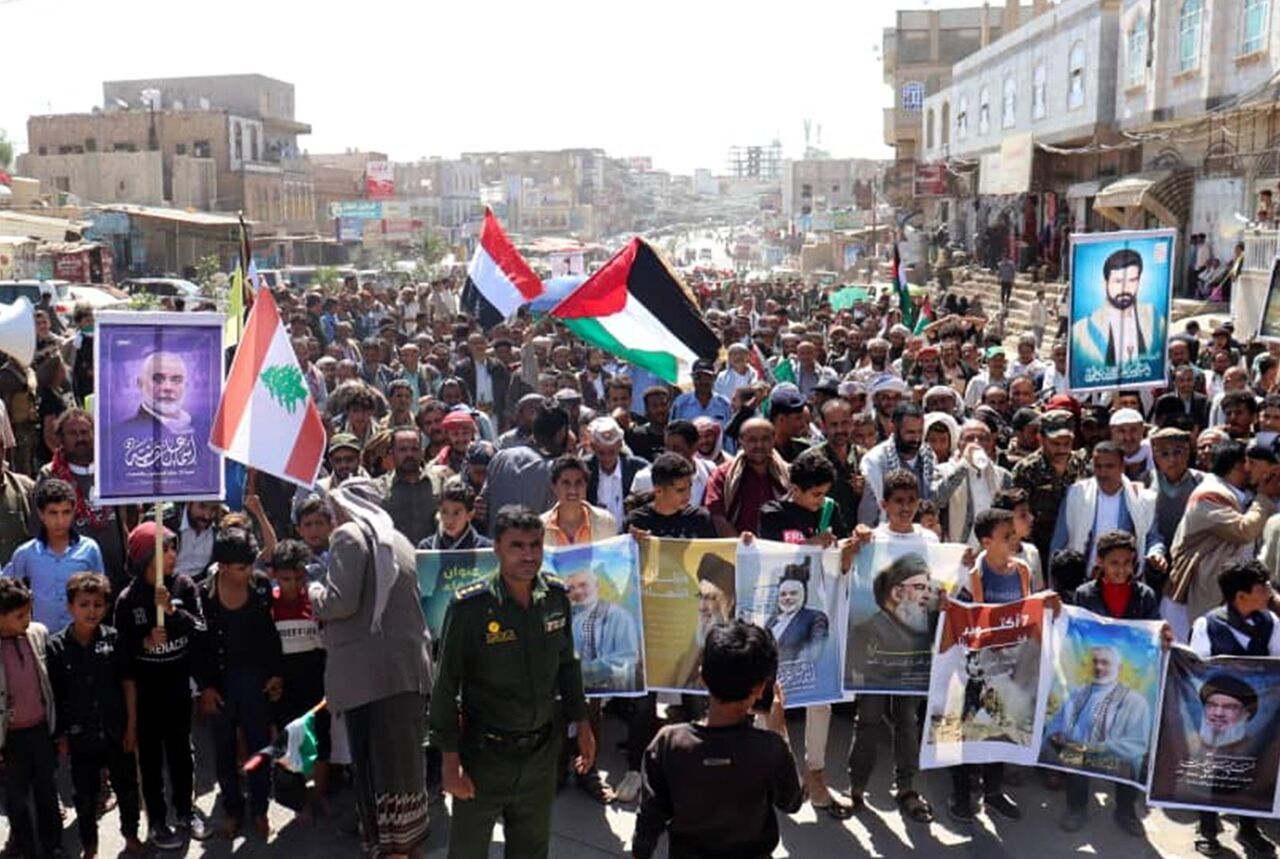 Multitudinaria manifestación de yemeníes en el aniversario de la Operación Tormenta de Al-Aqsa