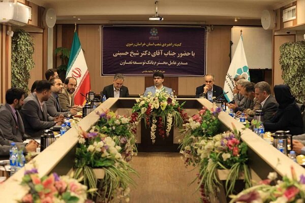 وصول مطالبات و جلب رضایتمندی مشتریان در سطح شبکه بانکی رتبه اول را دارد