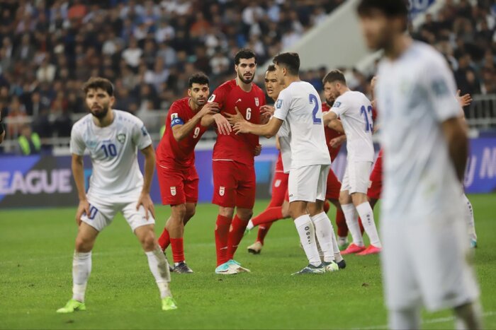 بیاتی نیا: مسئولان فوتبال ایران در حد جایگاه شان نیستند/ مشکلات مربوط به قلعه نویی نمی شود