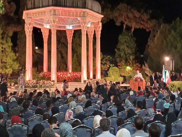 تاکید استاندار بر عزم ملی برای تکمیل موزه مشاهیر فارس و تالار بزرگ شیراز
