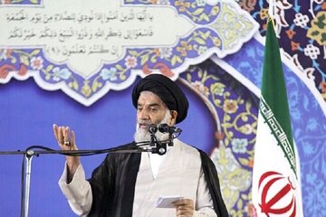 امام‌جمعه اهواز: انجام برنامه‌های دفاعی جبهه مقاومت با قدرت ادامه دارد