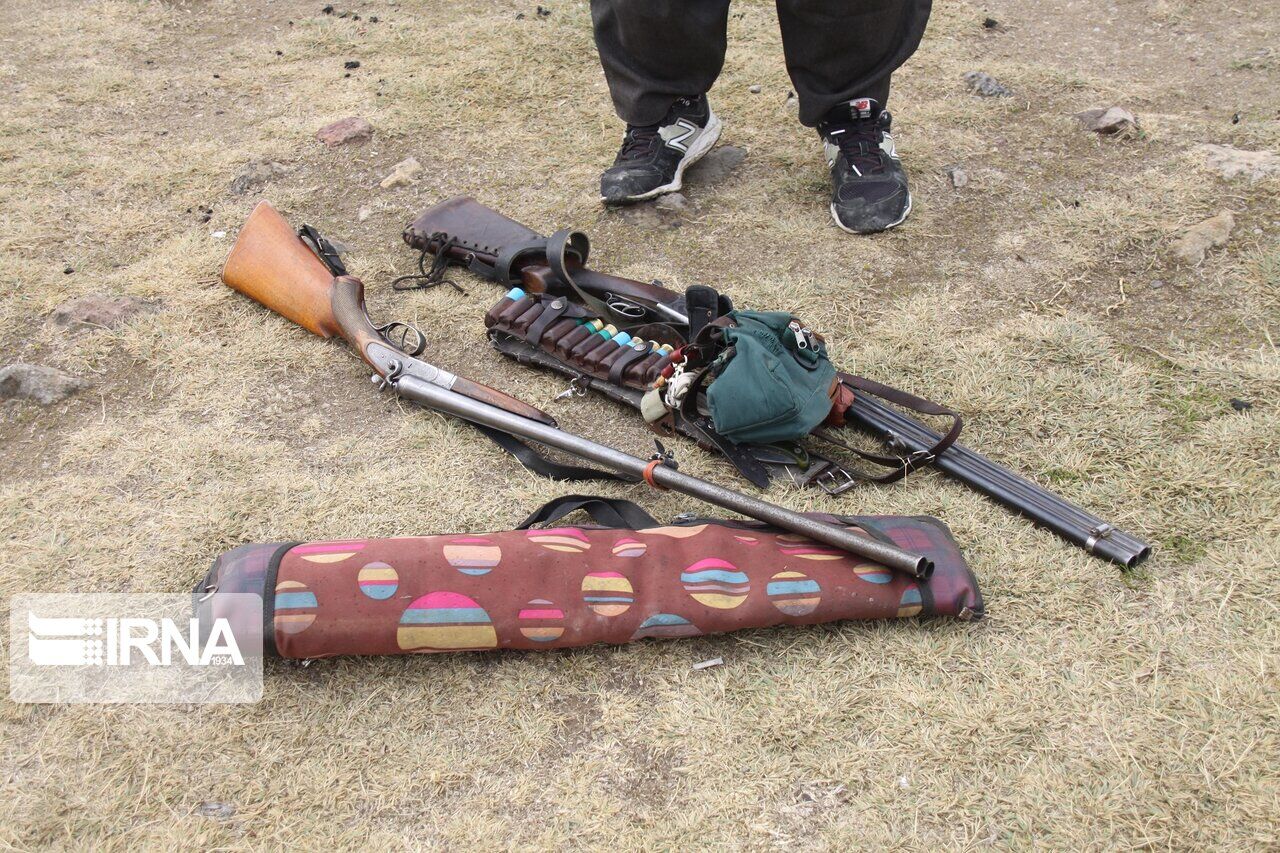 شکارچیان کلقان چای بستان آباد دستگیر شدند شکارچیان کلقان چای بستان آباد دستگیر شدند