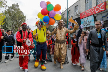 Iran : Festival international de théâtre de rue de Marivan à l’Ouest