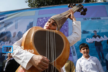 Iran : Festival international de théâtre de rue de Marivan à l’Ouest