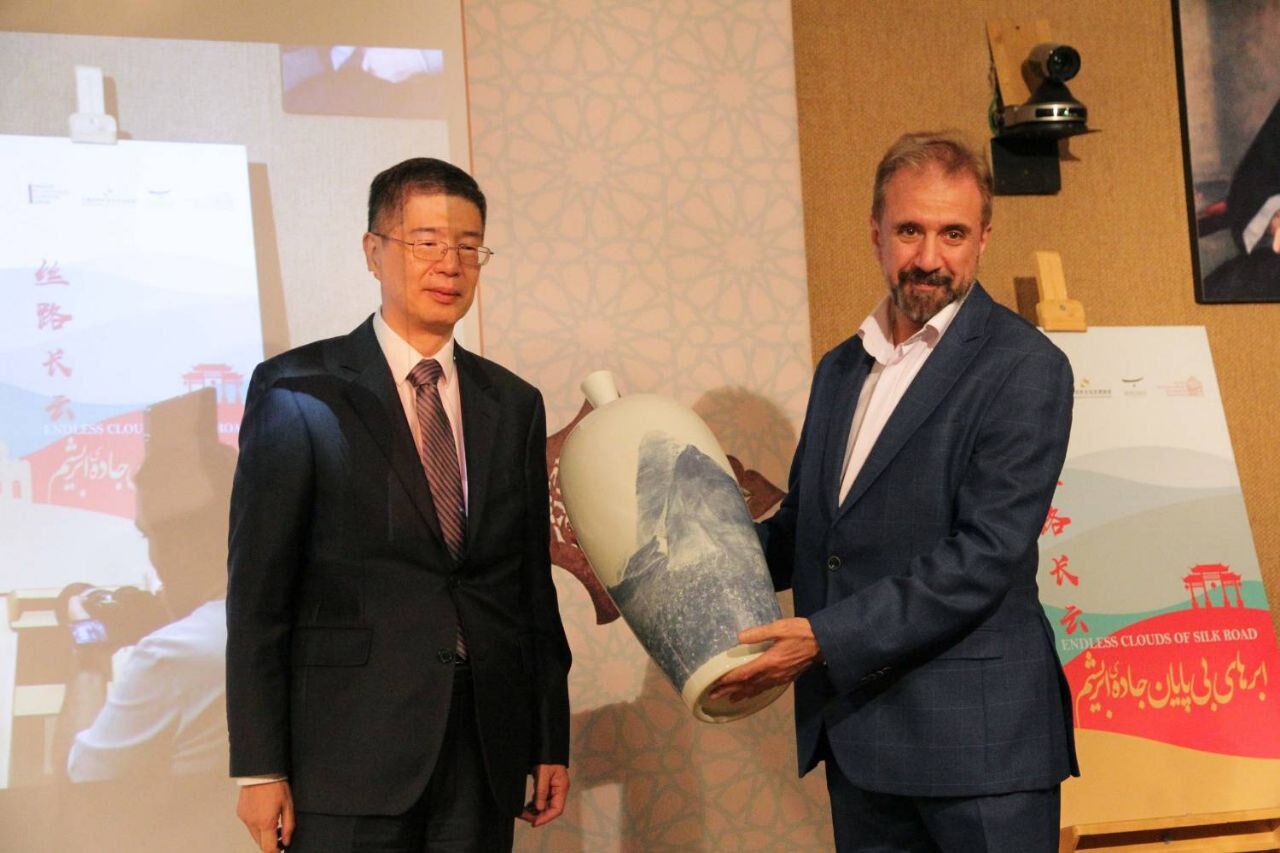 سفیر چین در تهران: سعدی به چین سفر کرده بود سفیر چین در تهران: سعدی به چین سفر کرده بود