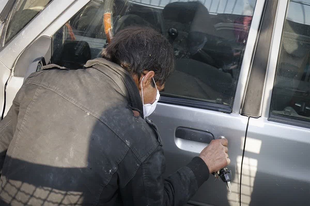 انهدام باند سارقان و کشف ۲۰ فقره سرقت در بیرجند انهدام باند سارقان و کشف ۲۰ فقره سرقت در بیرجند