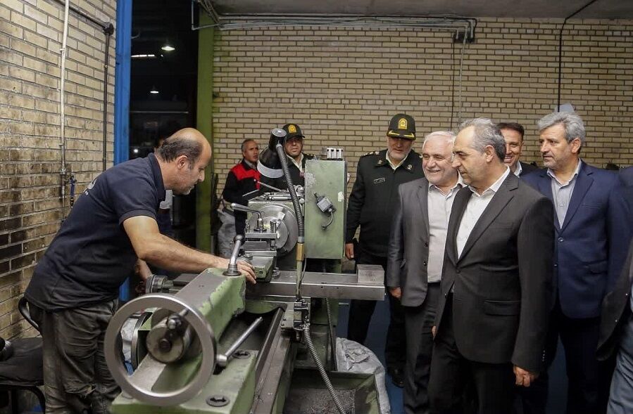 استاندار: اراضی بدون استفاده در شهرکهای صنعتی آذربایجان شرقی تعیین تکلیف شود استاندار: اراضی بدون استفاده در شهرکهای صنعتی آذربایجان شرقی تعیین تکلیف شود