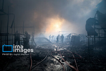 Large fire at Tehran’s iron market