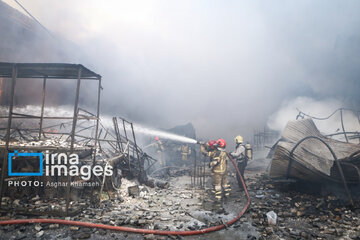 Large fire at Tehran’s iron market