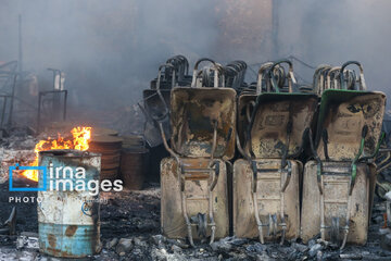 Large fire at Tehran’s iron market