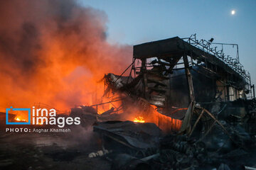 Large fire at Tehran’s iron market