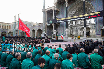 Mourning flag hoisted in Hazrat Masoumeh shrine