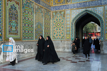 Mourning flag hoisted in Hazrat Masoumeh shrine