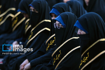 Mourning flag hoisted in Hazrat Masoumeh shrine